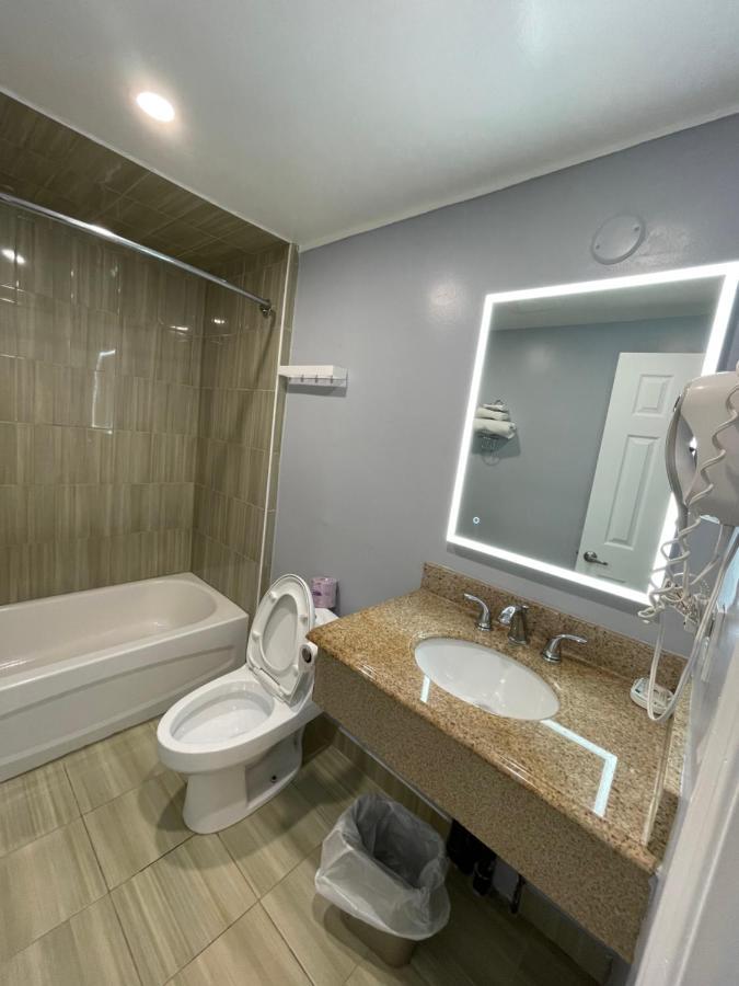 Royal Inn Burlington Ngoại thất bức ảnh